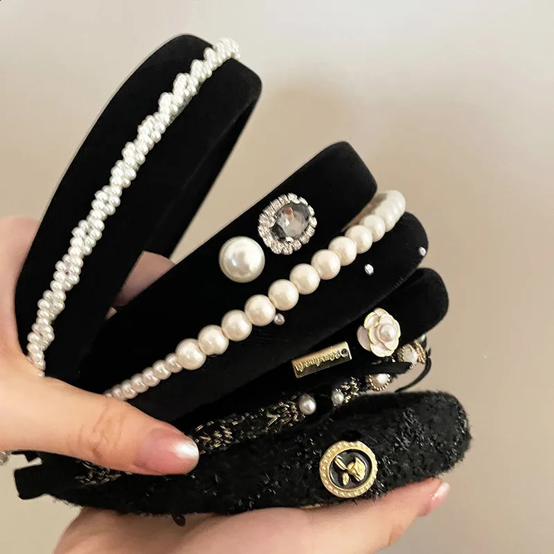 Rose Black Velvet Hair Bands For Women Classic Korea Design Camellia Pearl Ribbon Headdress Head Wrap Headband Wholesale 240810