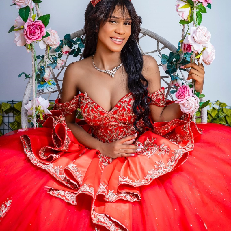 Red Shiny Quinceanera Dress Ball Gown Off The Shoulder Gold Lace Applique Tull Corset Sweet 16 Vestidos De 15 Anos