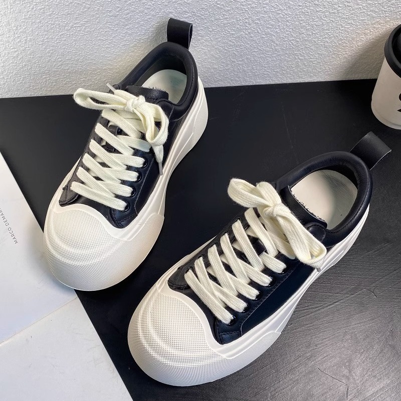 Women Shoes Trendy Casual Shoes Thick Sole Round Toe Lace Up Versatile Free shipping