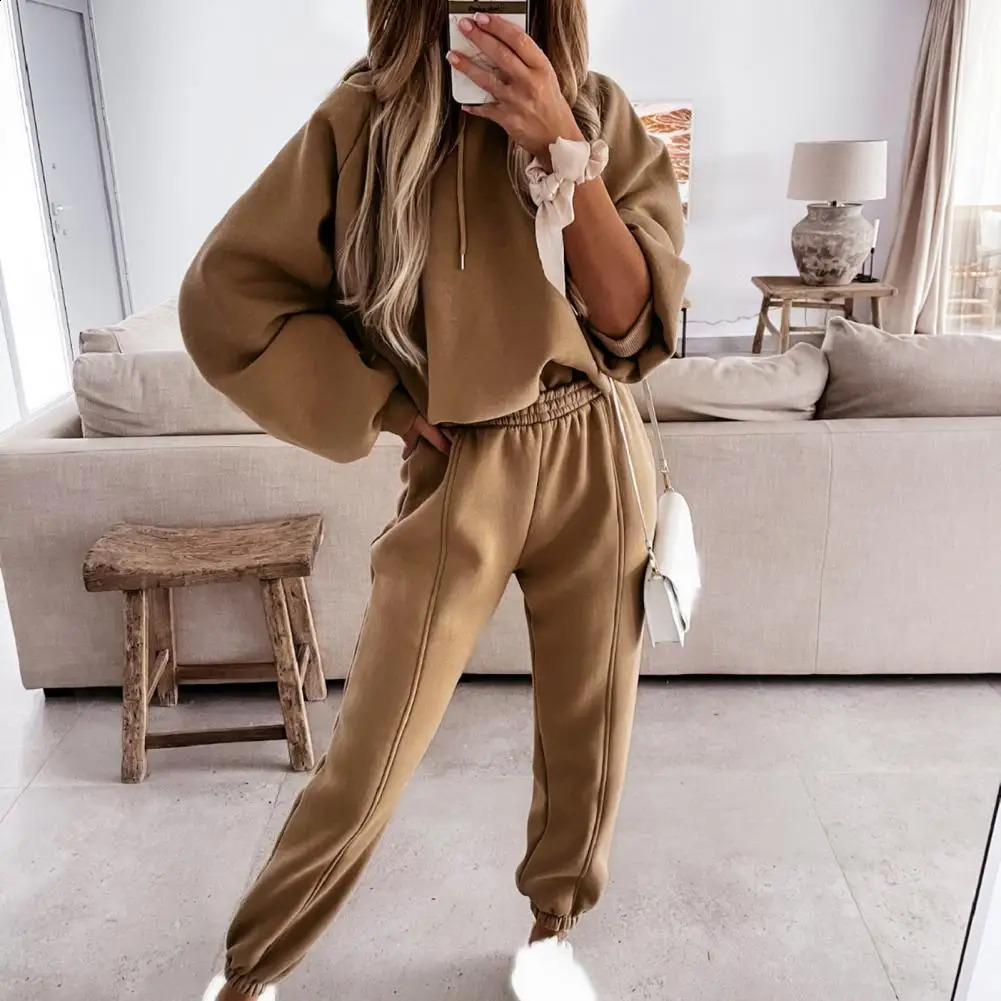 Solid color twopiece womens track and field suit autumn winter pants set hooded sweatshirt sports conjuntos de mujer 240809