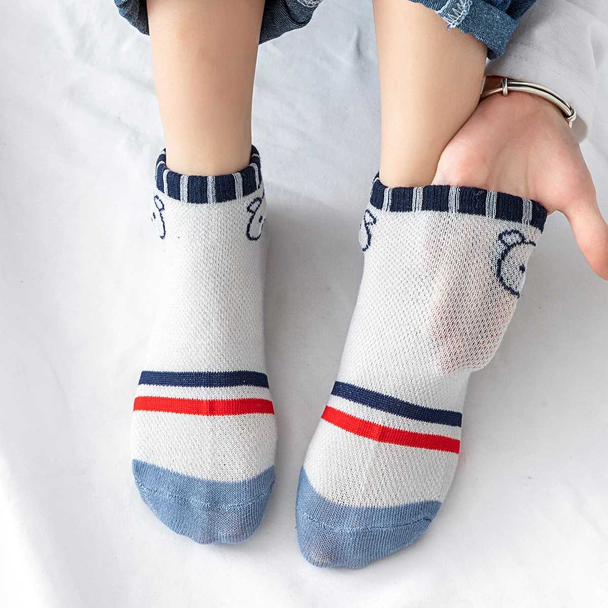 5 pairs of crab bear pattern daily breathable socks for boys and girls spring and summer cartoon net sweat proof socks W240814