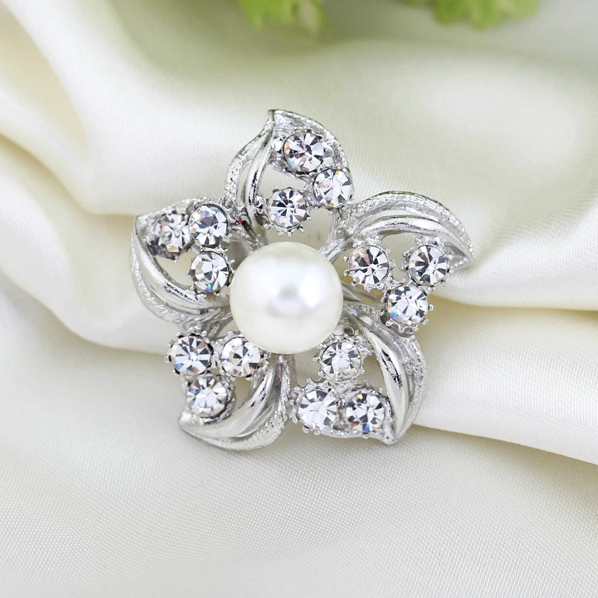 Womens fashion flower pearl rhinestone galvanized brooch wedding bride brooch W240815