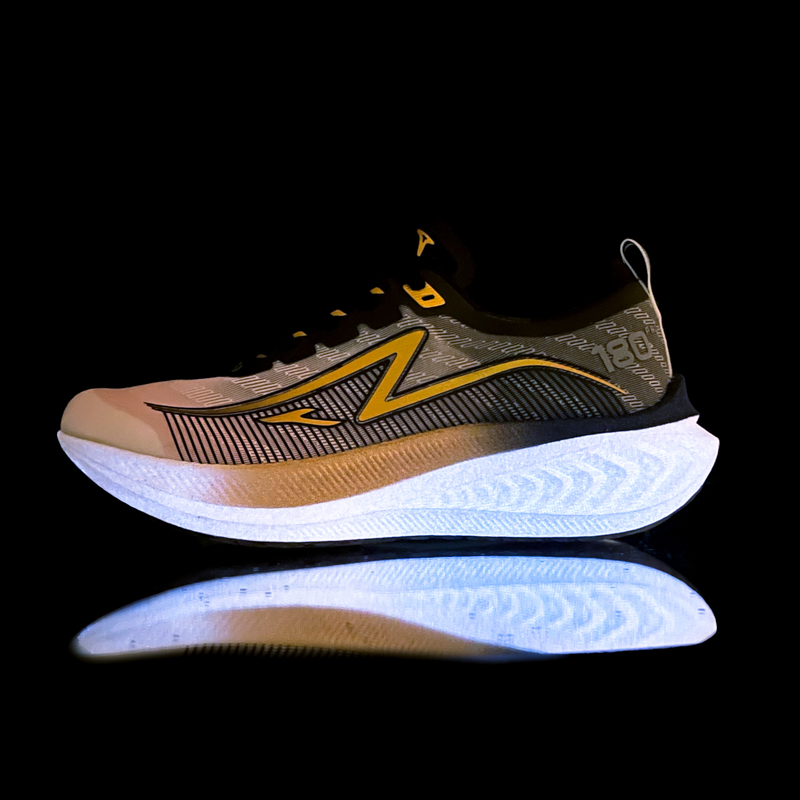 Lightweight sports Running Shoes TREEPERI 180 Pro Designer Sneakers Athletic Comfortable Breathable trainers for mens Glow In The Dark mens Outdoor hi