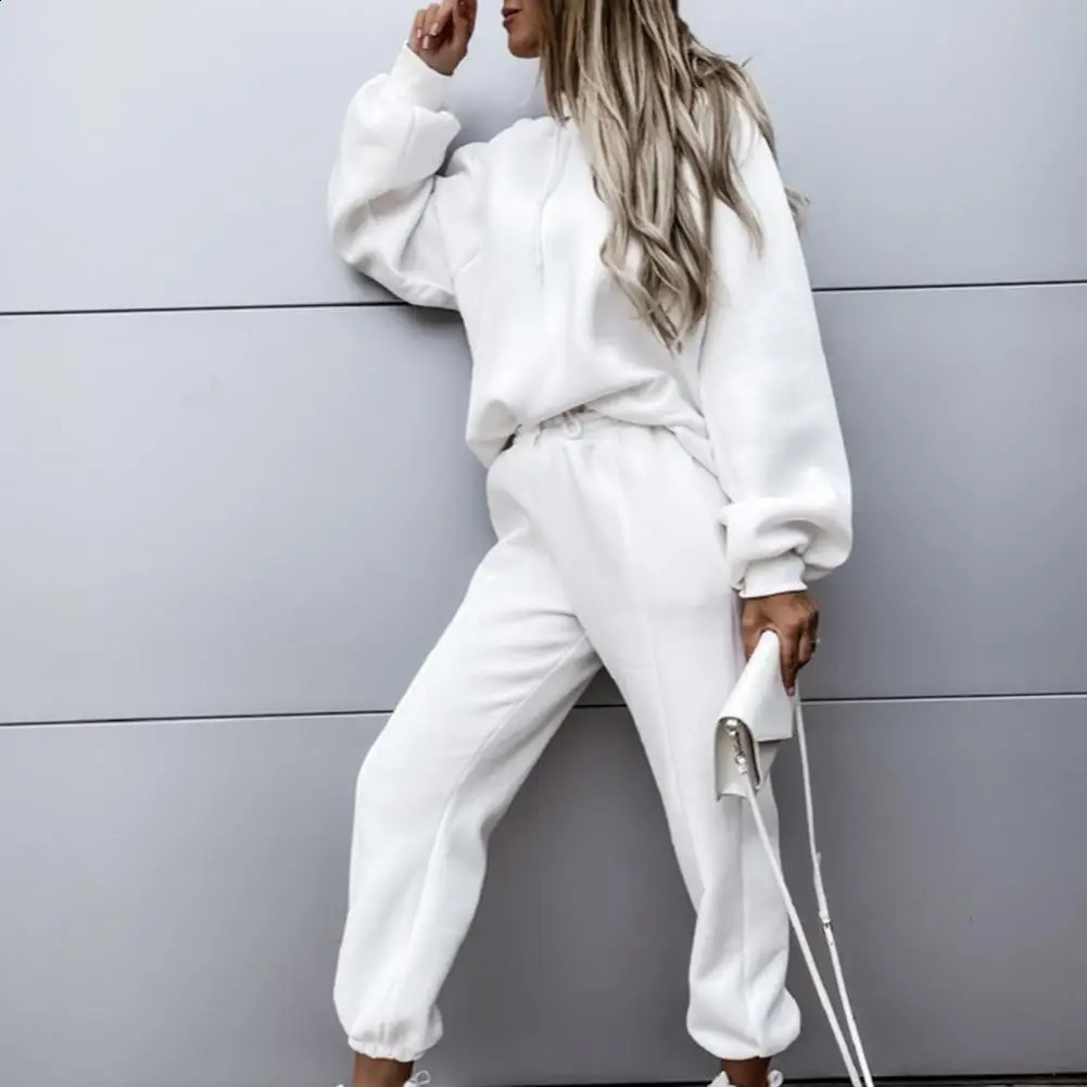 Solid color twopiece womens track and field suit autumn winter pants set hooded sweatshirt sports conjuntos de mujer 240809
