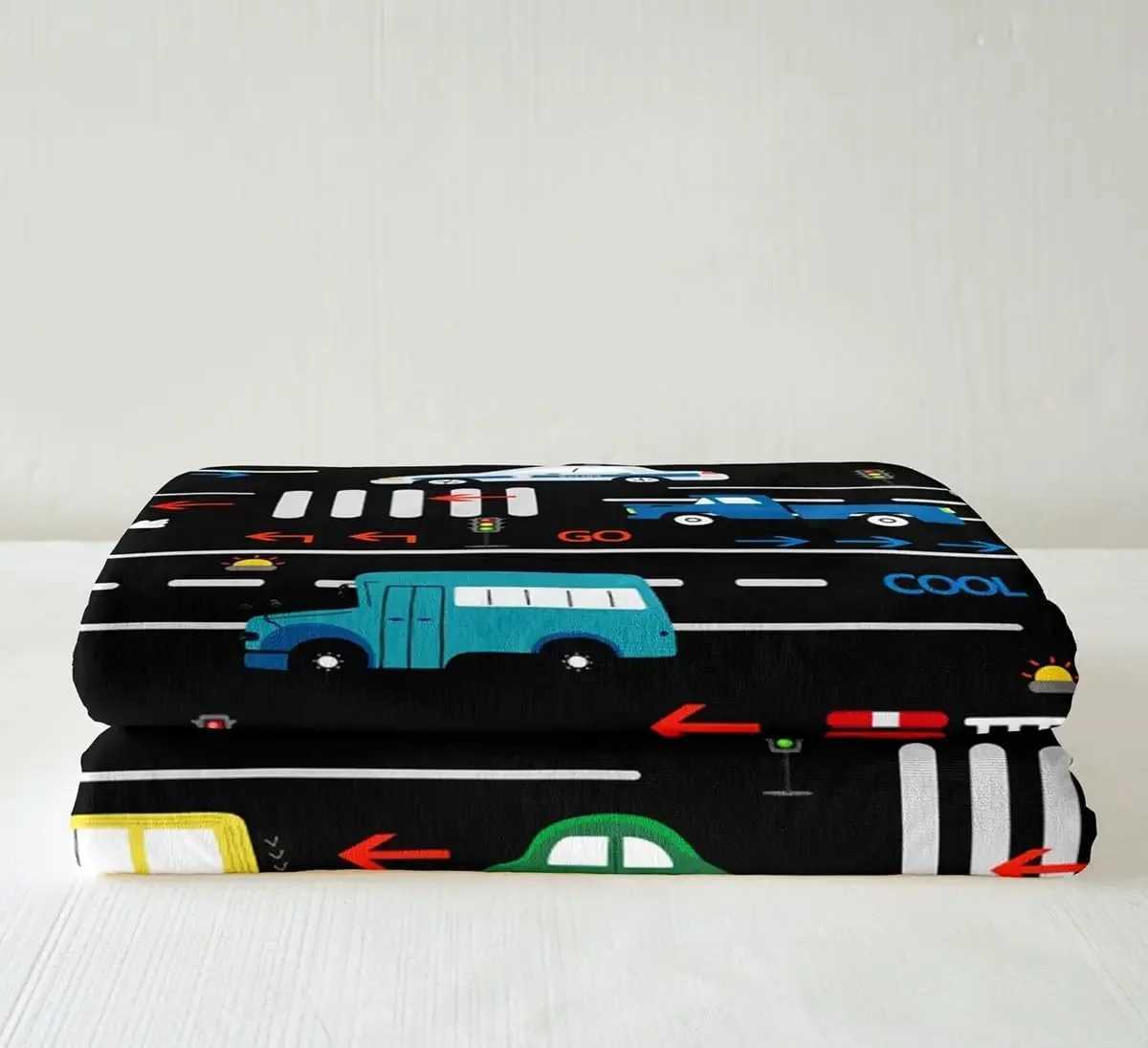 Traffic Light Sherpa Blanket Cartoon Car Fleece Throw Blanket Red Fire Truck Plush Blanket for Kids Cartoon Traffic Y240815