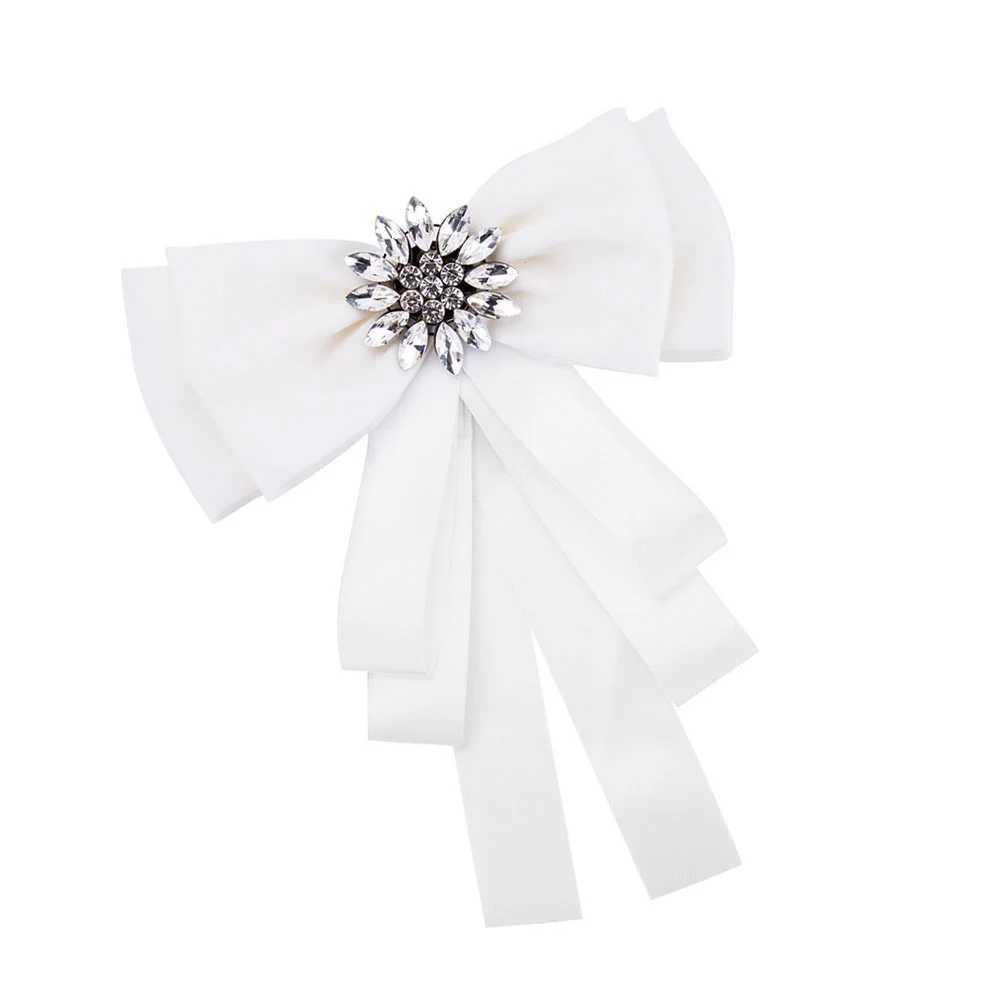 Girls Ribbon T-shirt Tie 223 * 15CM Brooch Bow Bloch White Creative Female Miss W240815