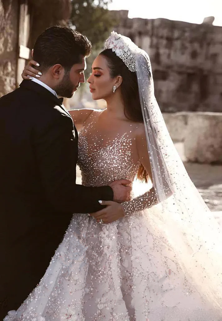 Luxury Dubai Arabic Beading Wedding Dress New Fashion Lace Ball Gowns Long Sleeves Floral Bridal Gowns