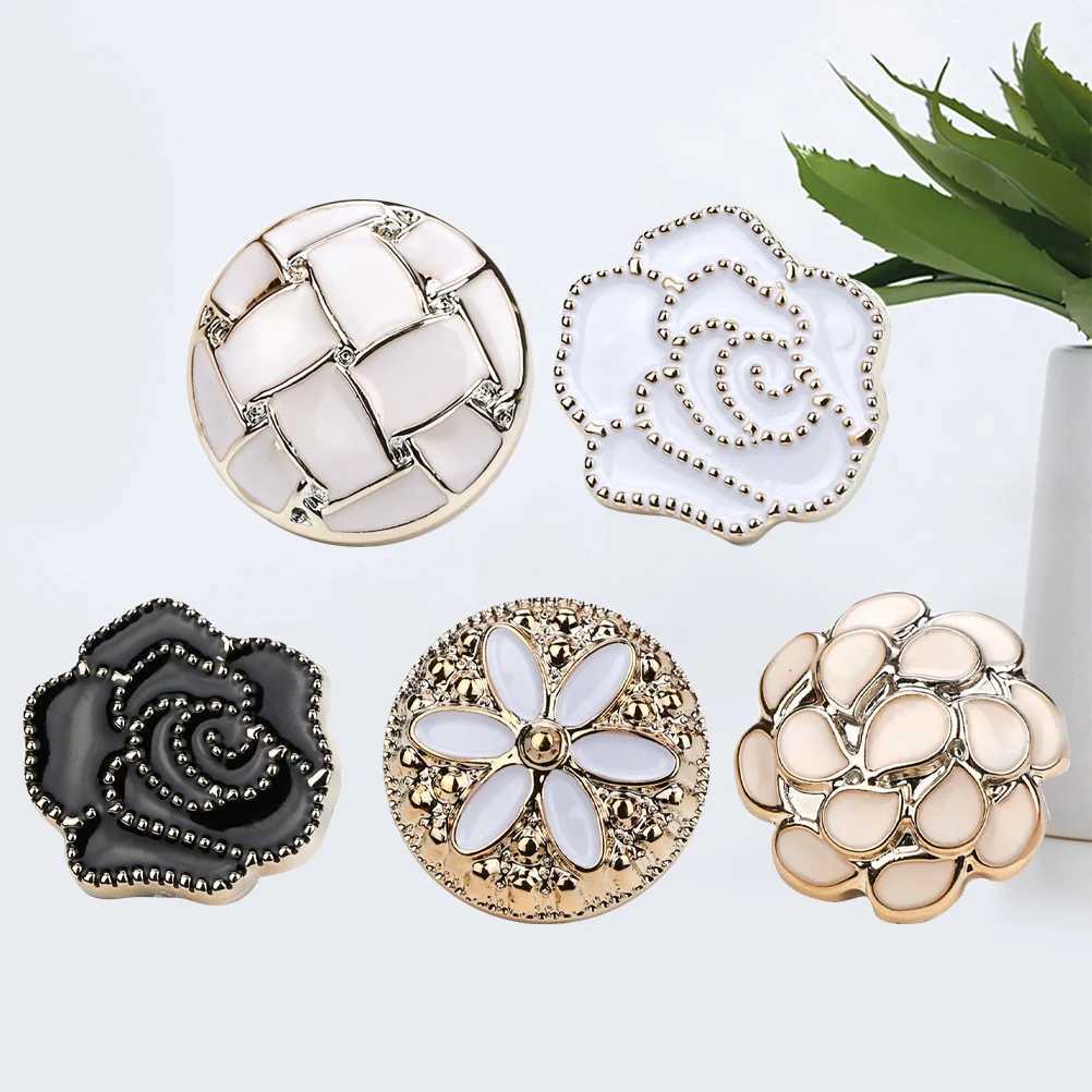 5 decorative pins lapel exquisite brooch fashionable 25X25X1CM button detachable button W240815