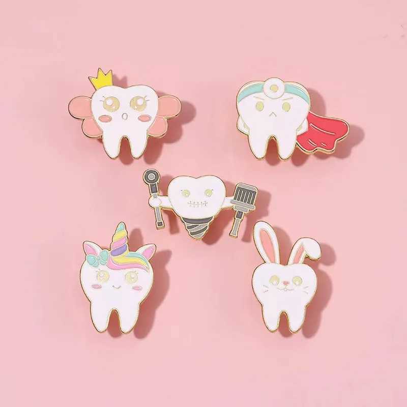 Cute teeth enamel pin rabbit animal teeth Brooch badge metal lapel pin backpack cap gift doctor nurse jewelry free delivery W240815