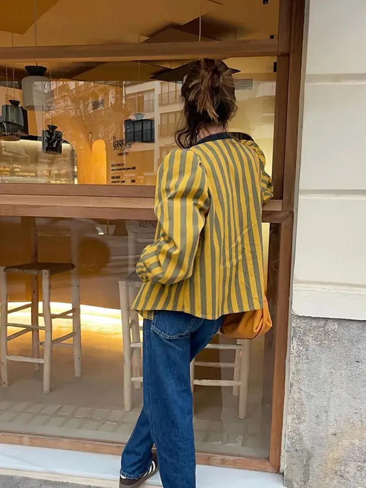 Elegant Striped Puff Sleeve Coat For Women Single Breasted O-neck Female Shirt Jacket Spring Fashion Office Lady Streetwear 240815