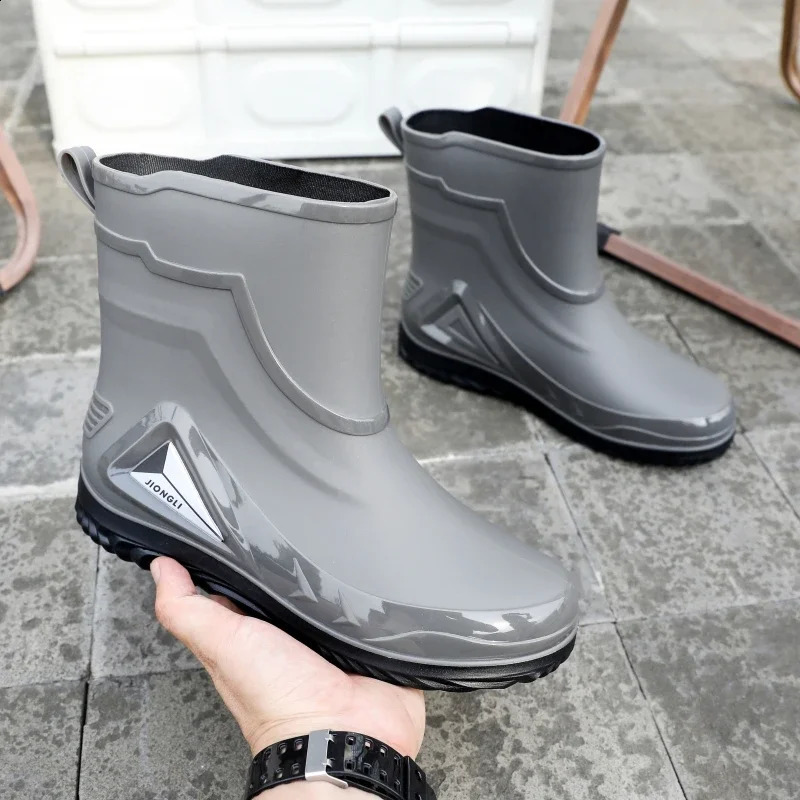 Mens high-end rain boots rain boots medium to long anti slip rain boots and work wool rubber boots 240821