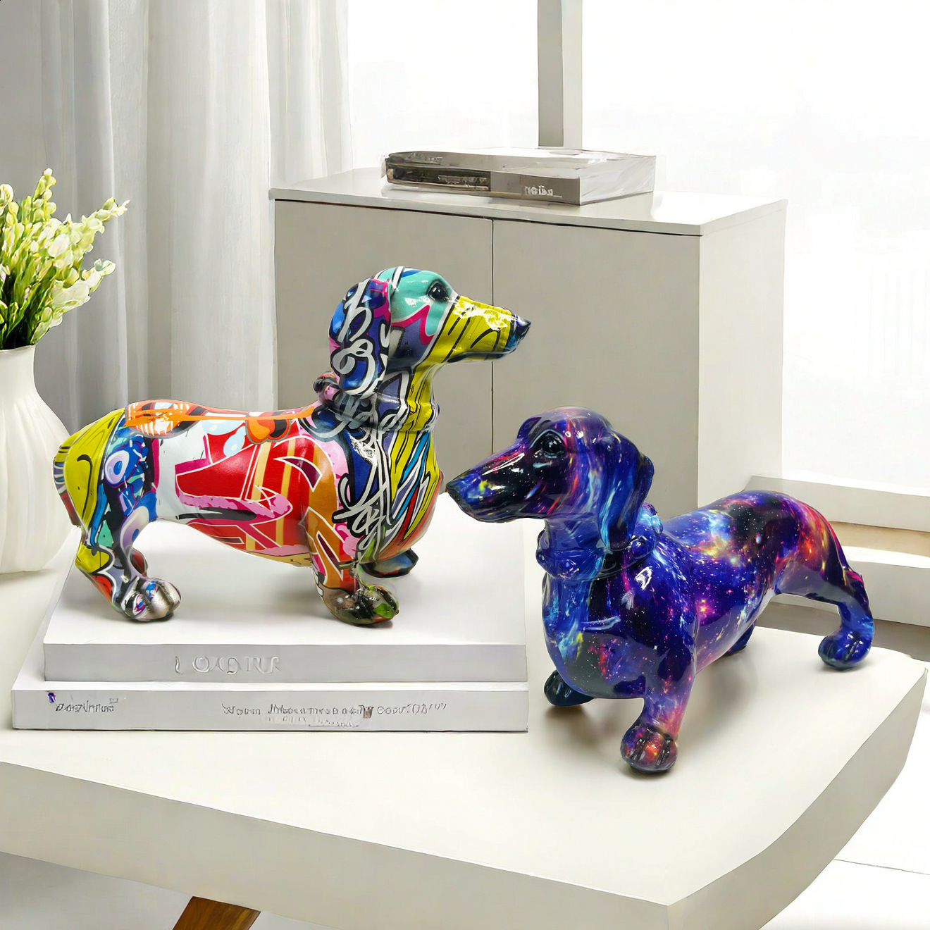 Creative Graffiti Dachshund Dog Statue Home Decor Colorful French Bulldog Sculpture Animal Figurine Living Room Desk Accessories 231227