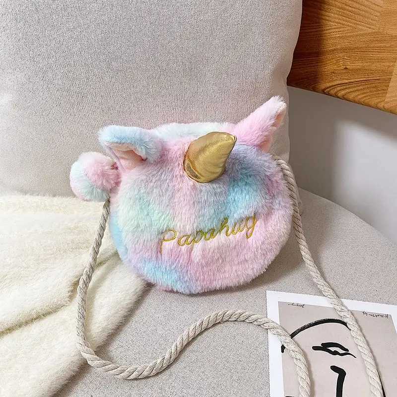 Fashionable soft plush baby coin wallet handbag winter childrens shoulder bag cartoon strawberry childrens messenger bag W240813