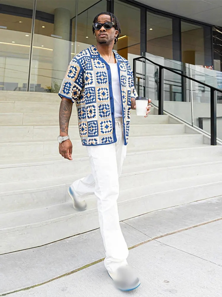 Men Retro Printed Knitted Short Sleeved Cardigan Casual Trend Turn-down Collar Button T-shirts 2024 Summer Male Street Sweater 240814