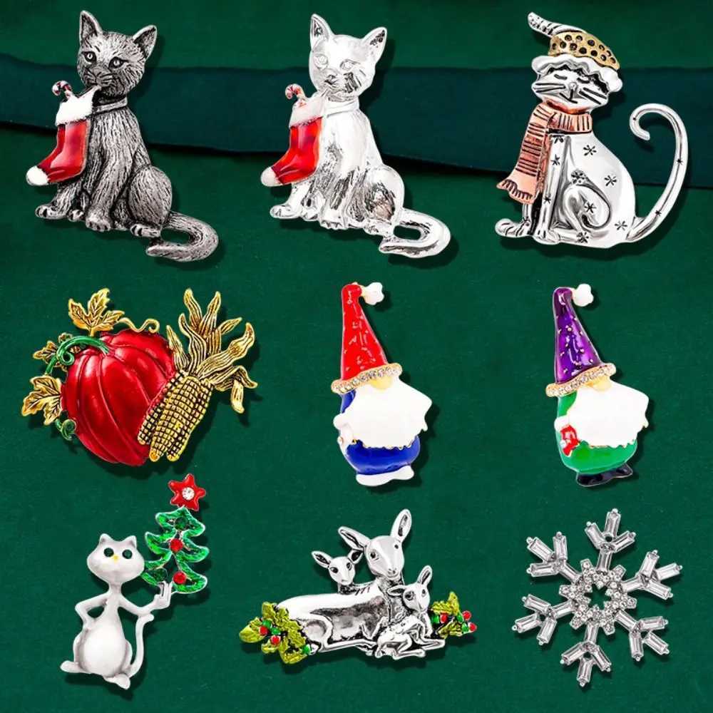 Merry Christmas Christmas chest snowflakes mistletoe Christmas reindeer chest Christmas cat W240815