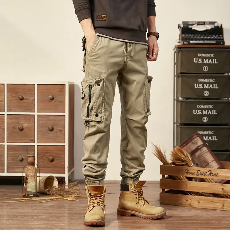 Spring Autumn Mens Cargo Pants Multi Pocket Khaki Trousers Casual Military Cotton Pants Men Plus Size Pantalon Cargo Homme 240812