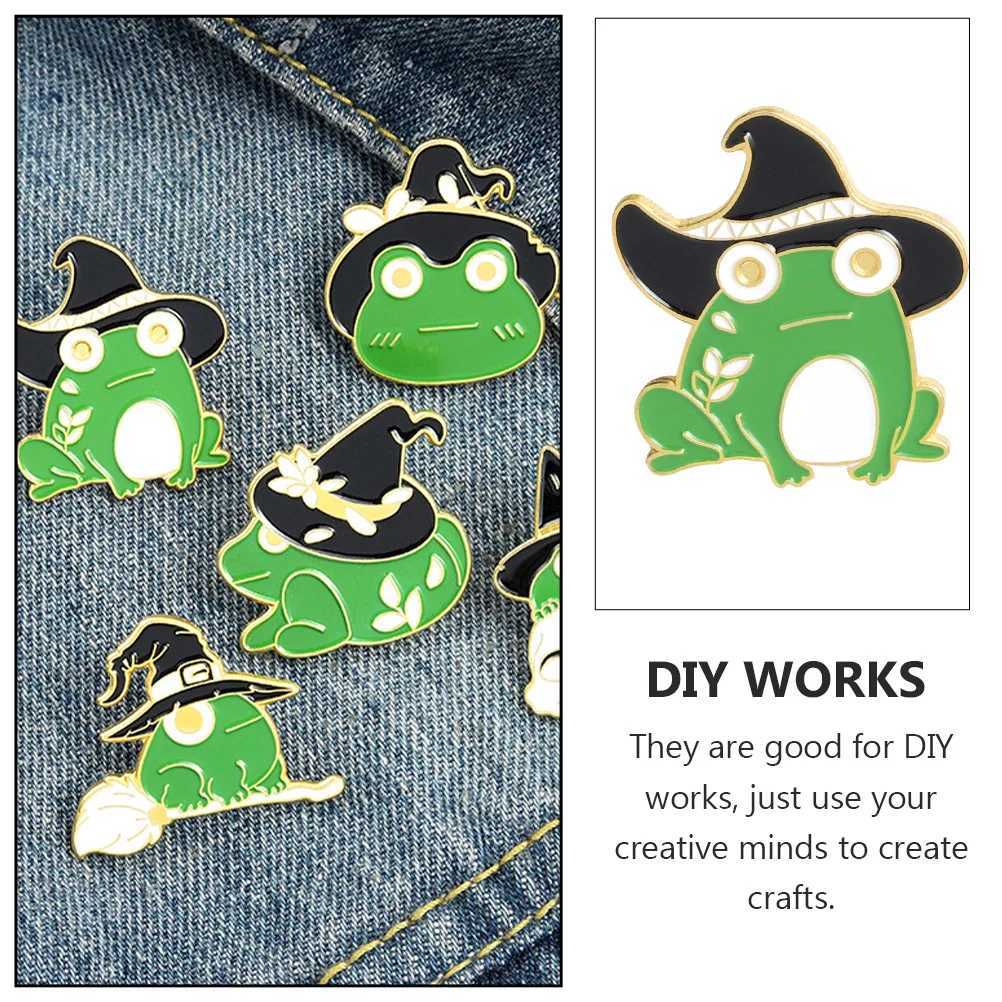 5 frog brooches impressive brooches clothing jewelry cartoon fashion version green decoration badge alloy W240815