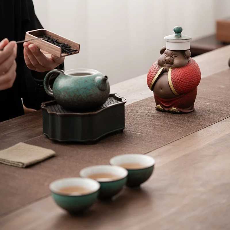 Creativity Purple Clay Tea Pet with Tea Strainer Pig Monk Buddha Figurine Ornaments Handmade Crafts Tea Set Decoration AccessoriXJ240814