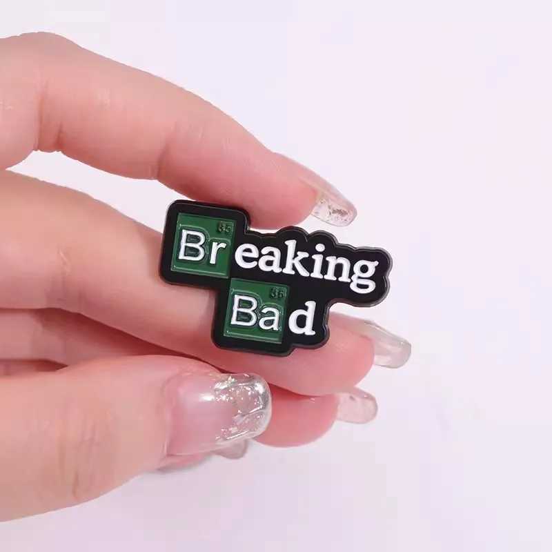Breaking Bad Cute Collar Pin Cartoon Enamel Pin Used for Backpacks briefcases Badge Brooch Used for Clothing Accessories Fashion Gifts W240815