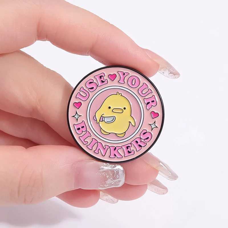 Im not cute Im a dangerous duck enamel pin Kinfe cartoon animal Brooch lapel badge friend wholesale badge jewelry gift W240815