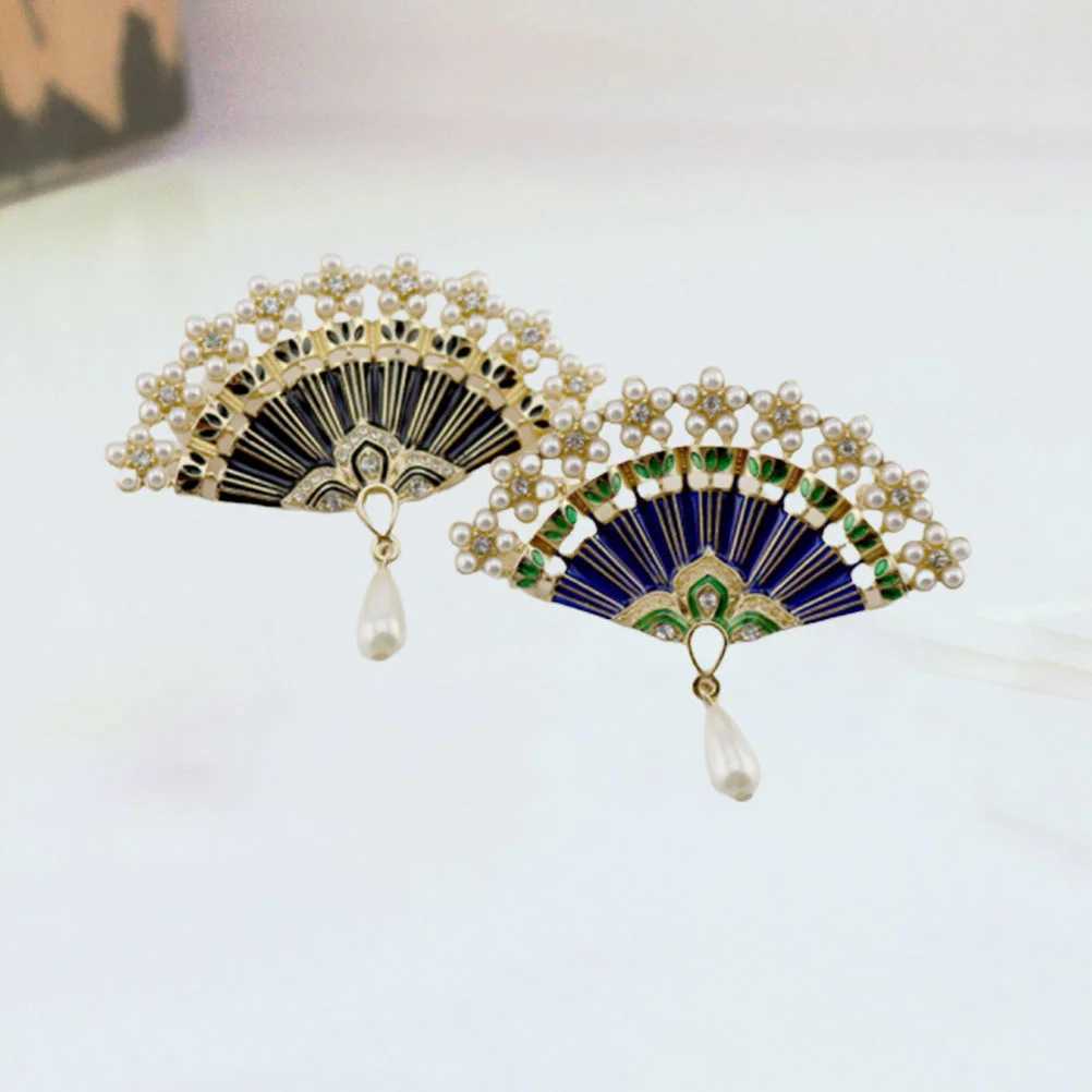 2 Pin Badges Christmas Party Brooch Blue and Black Fan Rhinestone Retro W240815