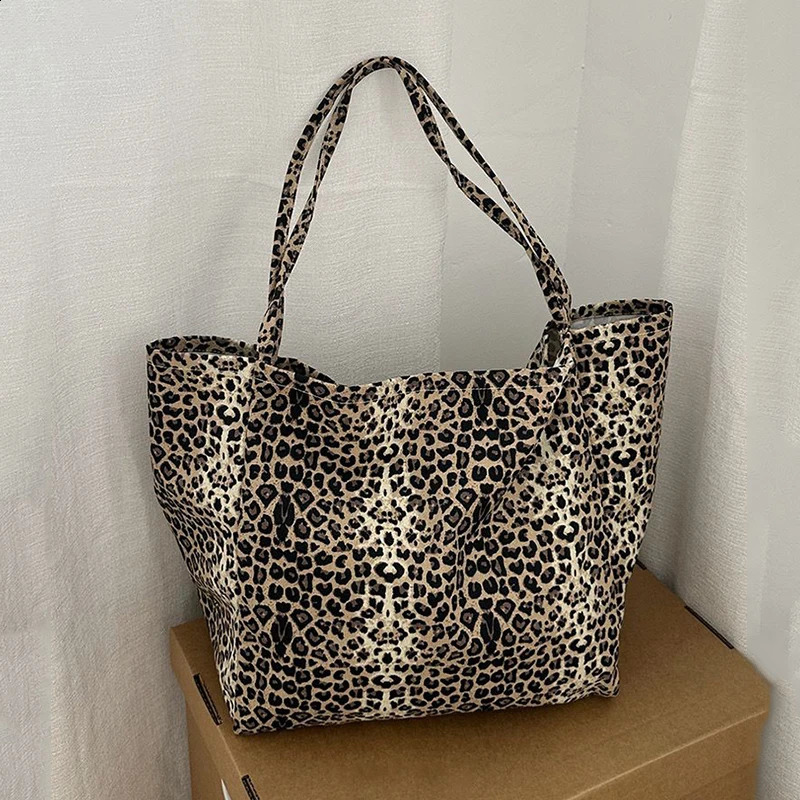 Fashion Womens Bag Leopard Pattern Crossbody Handbag Large Capacity Shoulder Shopping Simple Canvas Female Bags 240814