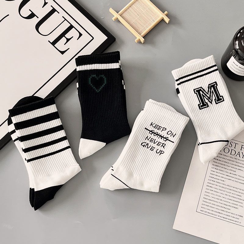 Socks for children Instagram trendy versatile high looks explosive streets midsole socks, autumn student sports midsole socks couple socks