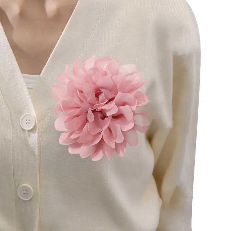 Portable camellia brooch flower lapel brooch womens retro fabric lapel brooch floral jewelry W240815