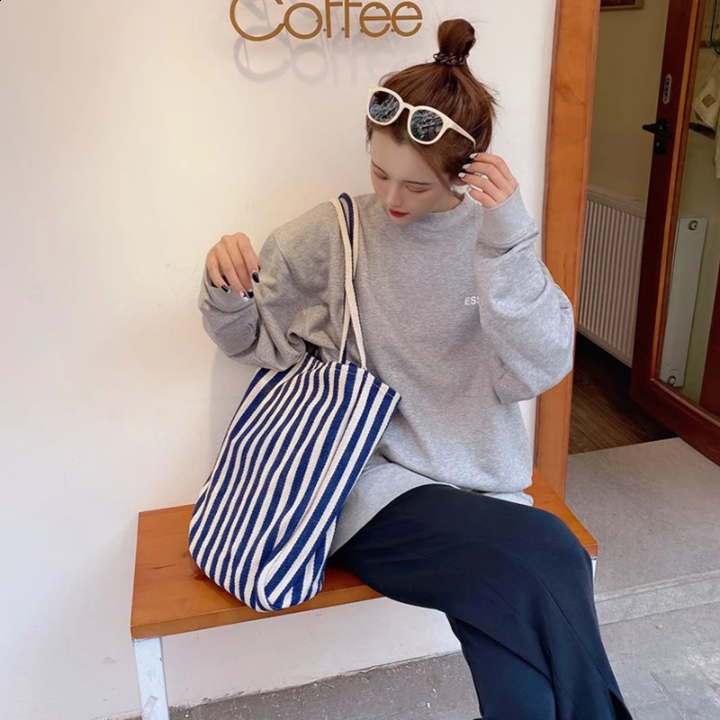 Summer Stripe Canvas Tote Bag Female Casual Large Capcity Handle Bag Simple Shoulder Bags Shopping Handbag Daily feminina 240819