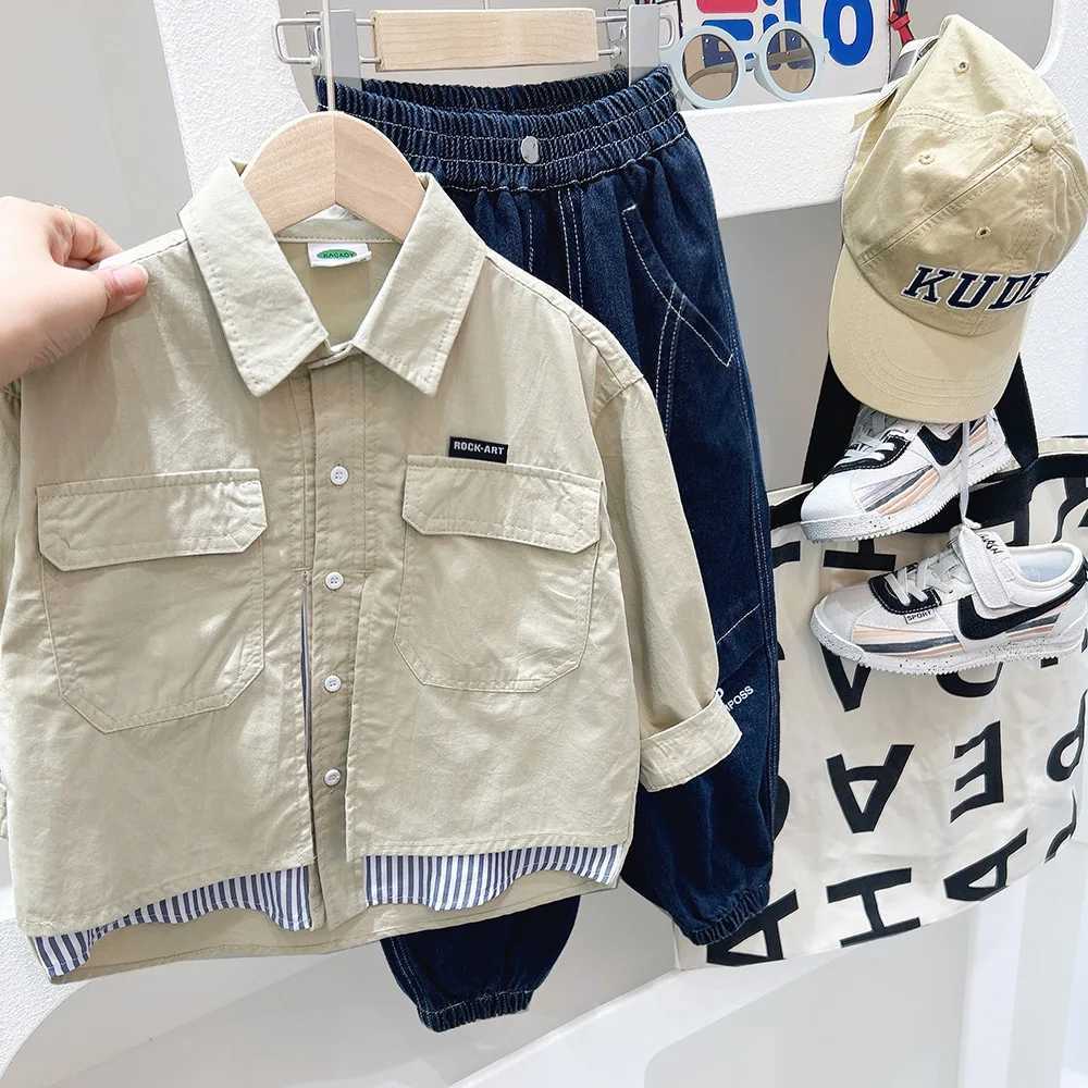 2024 Spring/Autumn Childrens Freight Jacket with Collar Pocket Patch Childrens Jacket Striped Student Jacket W240807
