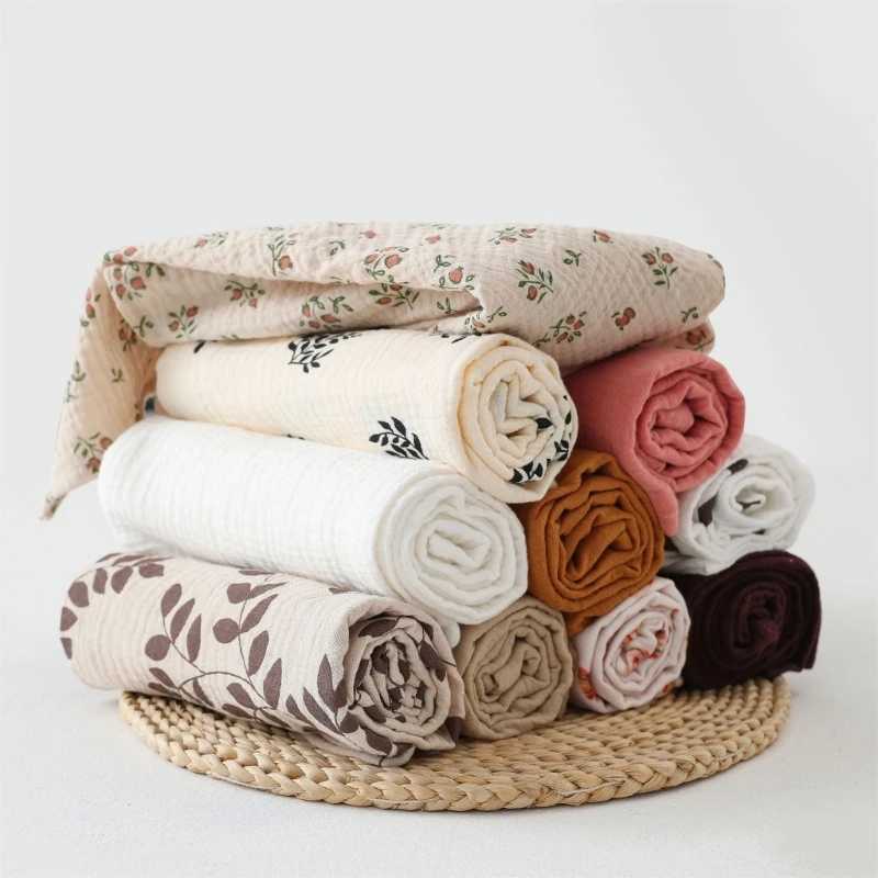 Cotton Swaddle Blanket Baby Blanket Solid Color Floral Print Muslin Diaper Swaddle New Born Crinkle Fabric Born Stroller Cover Y240815