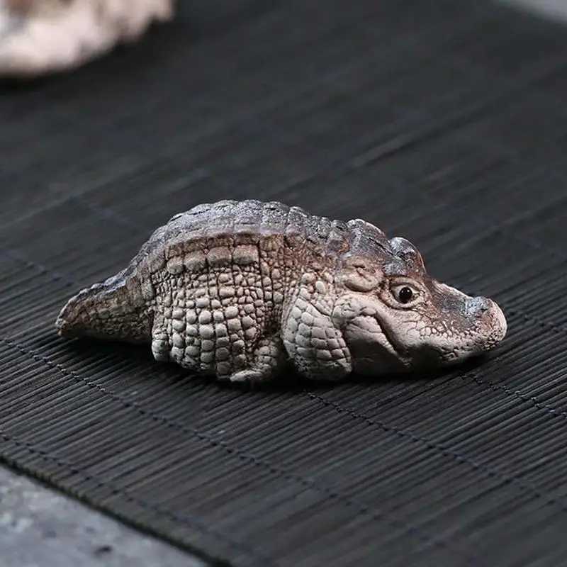 Clay Alligator Crocodile Mini Kung Fu Tea Pet Figurine Lovely Decoration Crocodile Miniatures Home Tabletop Decoration OrnamentXJ240814