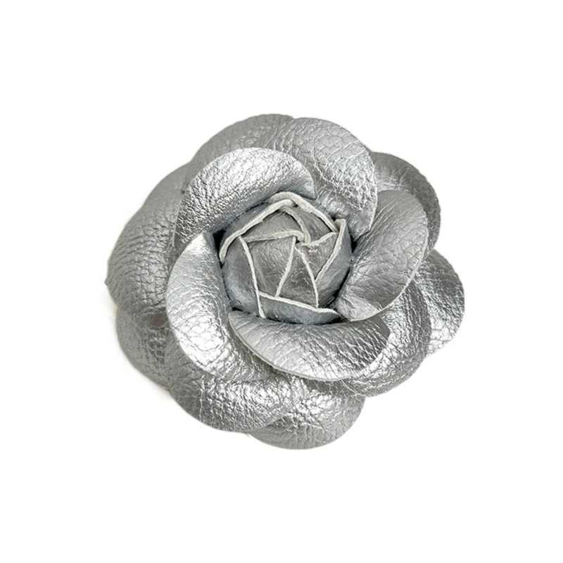 Brooch Realistic Flower Theme Collar Pin WOMens PU Leather Broch Fashion Coat Badge Accessories W240815
