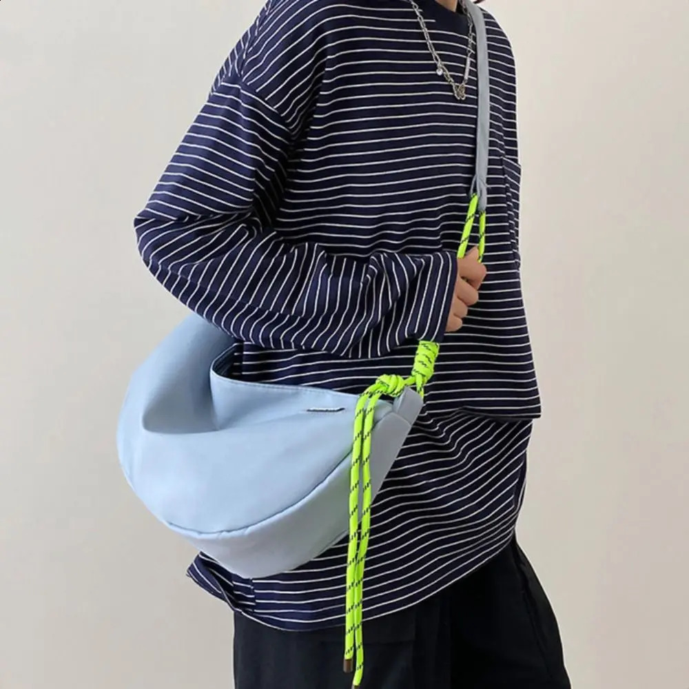 Korean Ins Nylon Waterproof Shoulder Bag Sports Crossbody Bag Dumpling Message Bag Large Capacity Half-moon Shape Handbag 240815