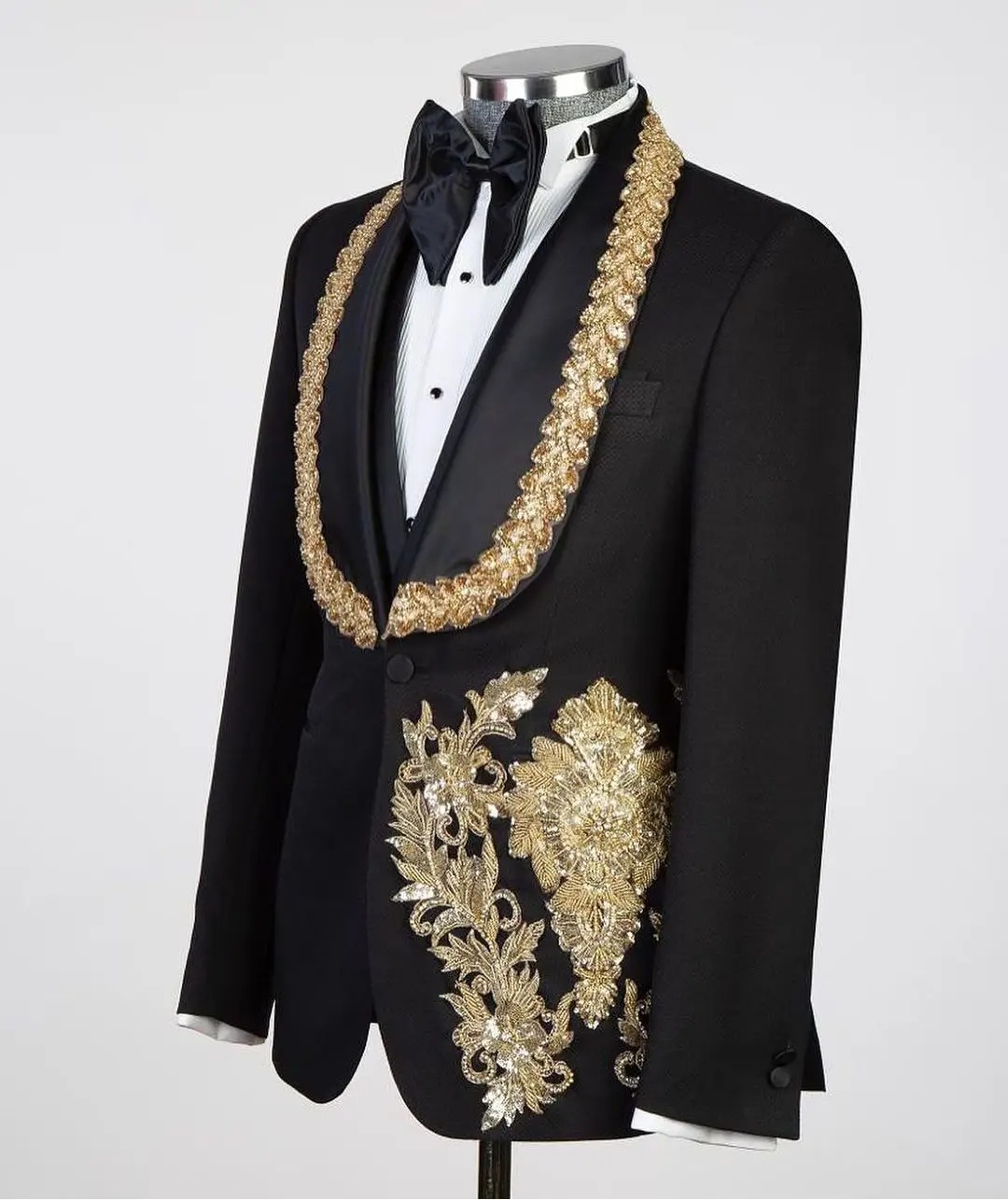Gorgeous Men's Wedding Suit Shawl Lapel Tailored Blazers Sequins Appliques Groom Jacket for Men One Button 2 Pieces Set Warm Custom Made Coat(Pan