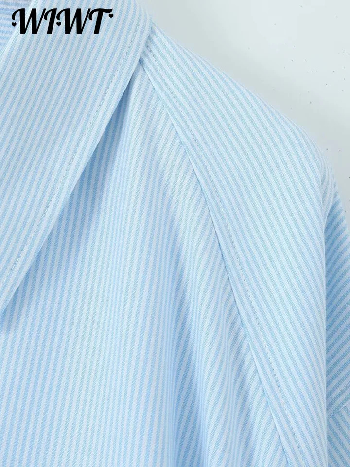 Fashion Turn-down Collar Striped Shirt Women Spring Loose Single Breasted Long-Sleeve Leaking Back Shirts Female Streetwear 240815
