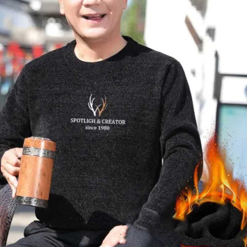 Simplicity Autumn Winter Mens Sweaters Plus Velvet Mock Neck Letter PrintScrew Thread Fashion Casual Long Sleeve Pullove TopsXJ240814