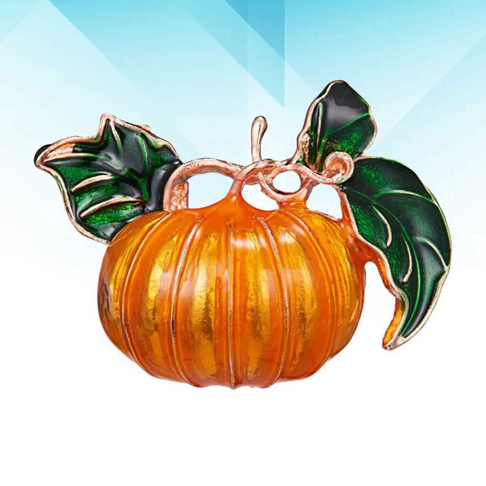 1 piece of Brooch Breastpin alloy pumpkin plant shaped design for Halloween decoration (yellow) W240815