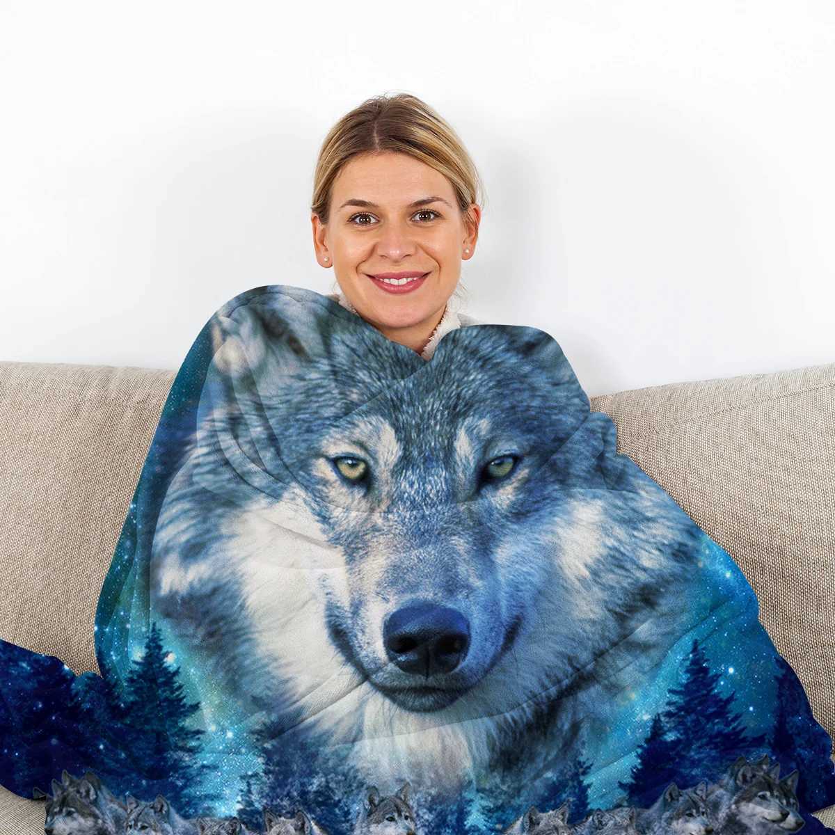 Winter Wolf Snow Mountain Blanket Blue Wolf Printed Soft Flannel Blanket Warm Cozy Blanket for Teens Adults kids Y240815