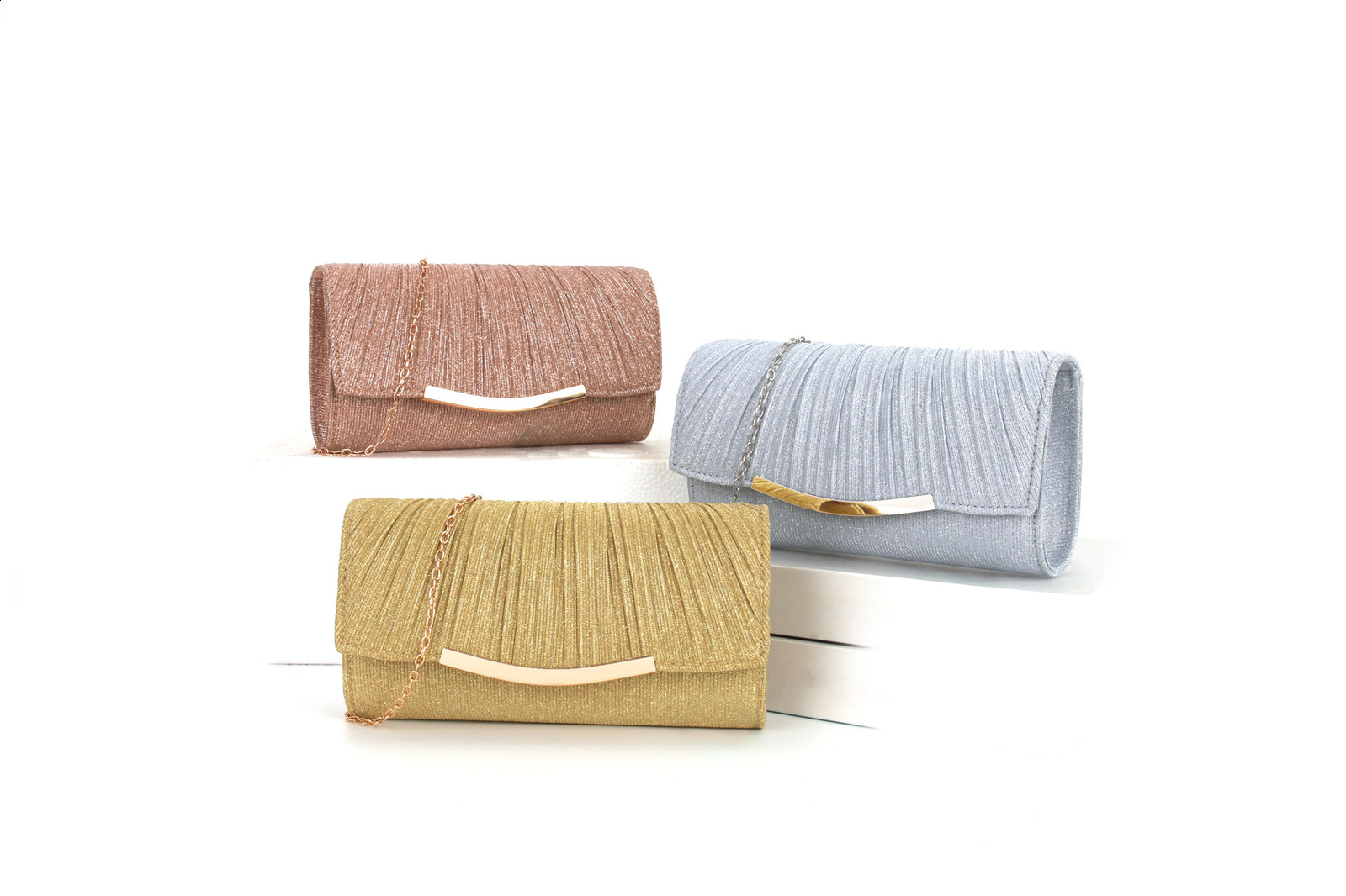 ashion Diamond Chain for Womens Cross Bag Trendy Solid Zipper Female Underarm Bolsas Messenger Evening Party Clutches Bags 240813