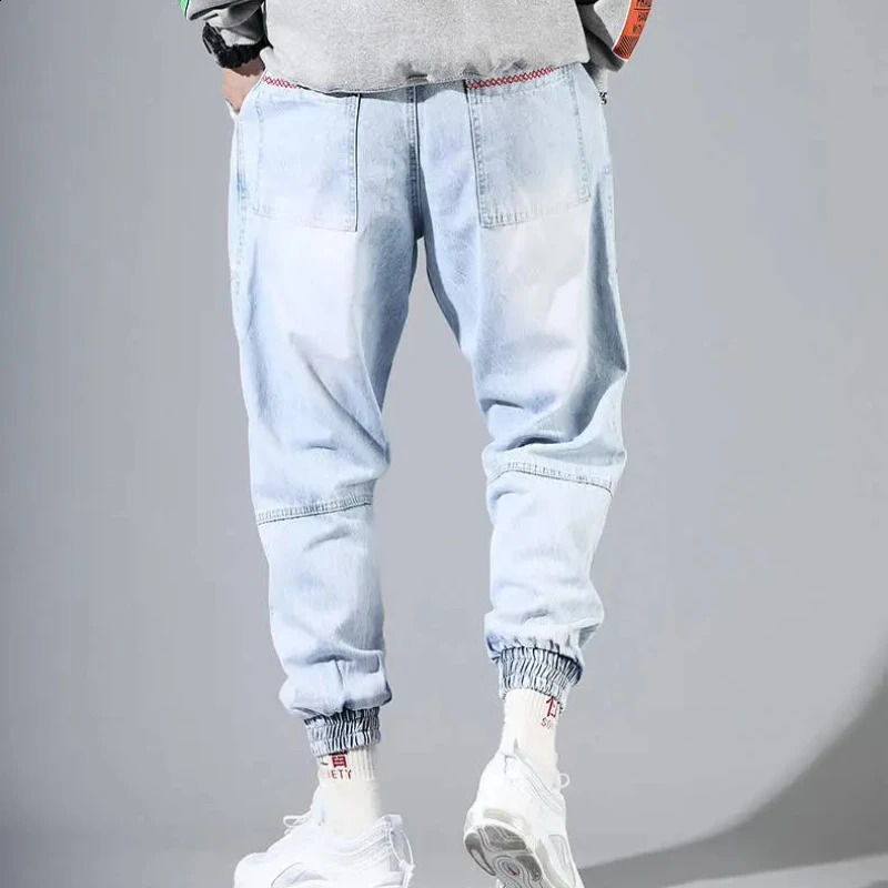 Korean Fashion Ankle Banded Denim Men Jeans Black Gray Cargo Pants for Men Elastic Baggy Harem Pants Streetwear Hip Hop Jeans 240814