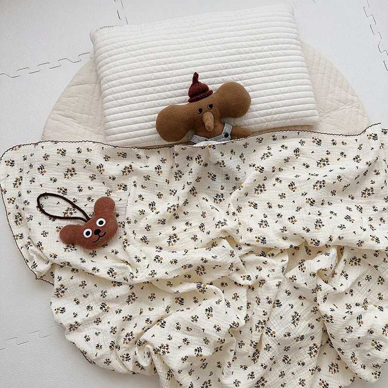 Baby Double-layer Gauze Blanket Thin Newborn Pure Cotton Childrens Blanket Summer Small Thin Blanket Baby Quilt Blanket Y240815