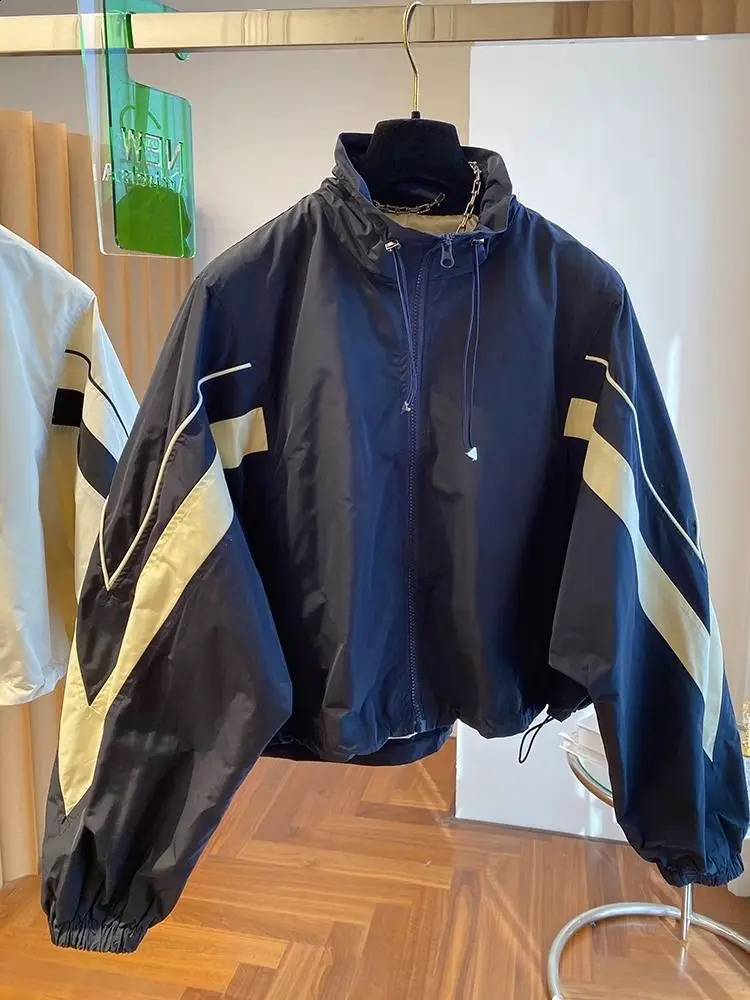 design feeling loose and casual drawstring stand up collar jacket for womens spring autumn thin short baseball fashion 240814