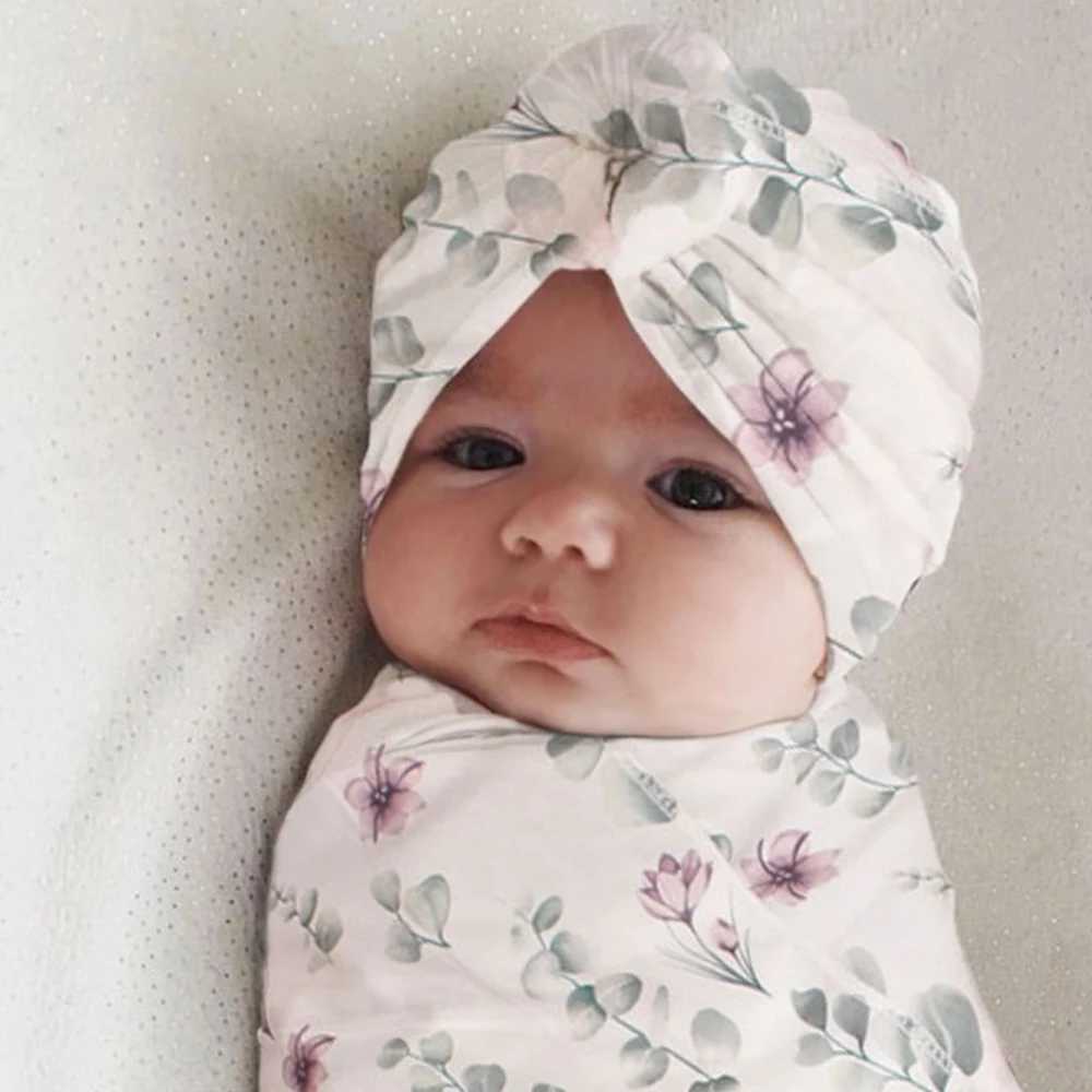 Ylsteed 3 Pieces Set Newborn Photography Wrap with Turban Hat Baby Swaddle Blanket Headband Set Newborn Receiving Blanket Y240815