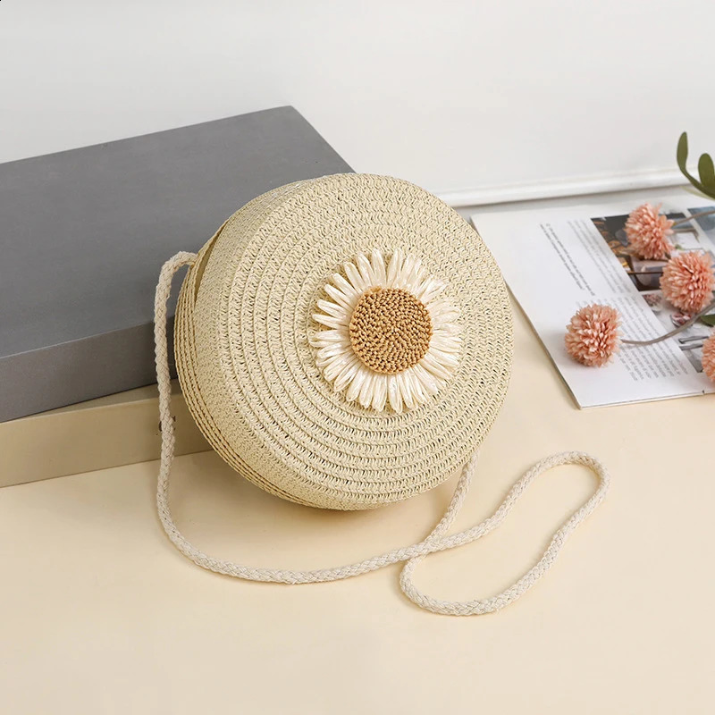 Minimalist Straw Bag Round Crossbody Purse Women Shoulder Vacation Style Small Handbag Travel Beach 240814