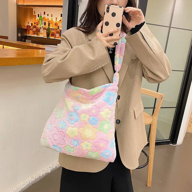 Fashion Flowers Shoulder Crossbody Bags For Women Soft Plush Shopper Female Large Capacity Handbag Warm Fluffy Bucket 240814