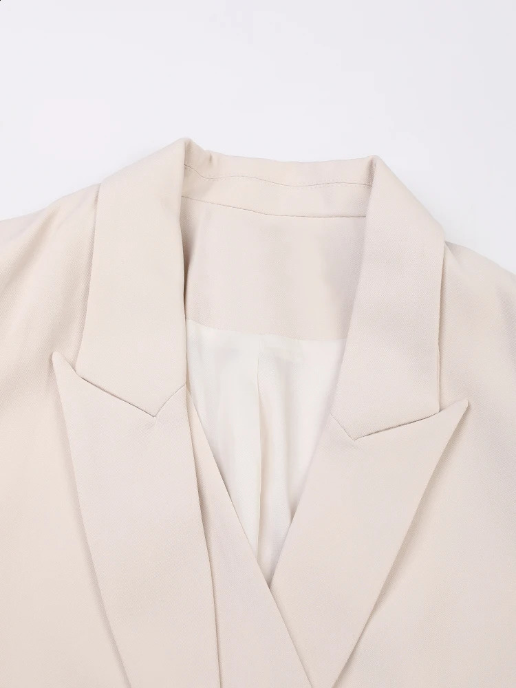 EAM beige doublelayer largesized trench womens lapel long sleeved loose fit suitable for windproof machine fashion springsummer 1DH0754 240814