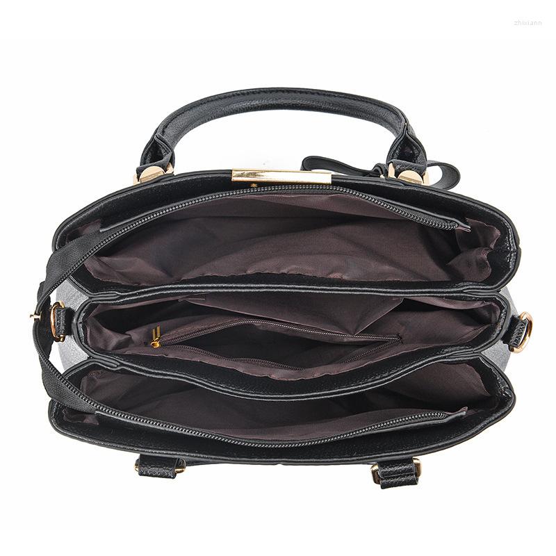 Free Shipping Clutch Bags Women's Bag 2024 Light Fashion Elegant Handbag Large Capacity Contrast Color Middle-aged Mother Shoulder Designer Bag L