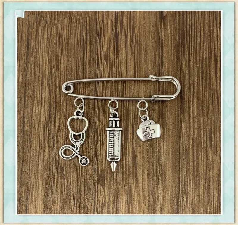 ZOUTYI 2020 New Medical Care Hat Brooch Symphony Stethoscope Cute Jewelry Brooch Gift W240815