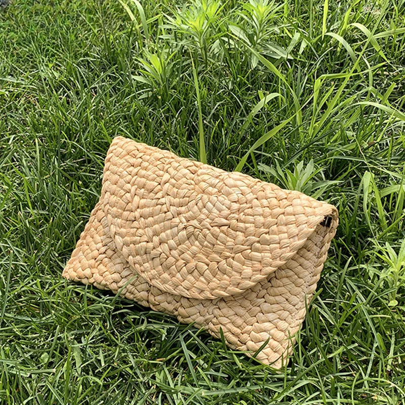 Fashionable Corn Husk Straw Bags Handwoven Women Clutch Envelope Handbag Long Purse For Female Summer Beach Bag bolsa 2024 240815Z